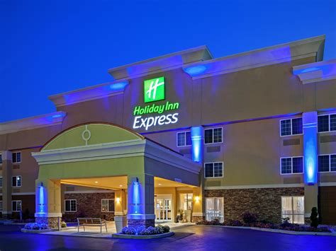 hotels in green ohio
